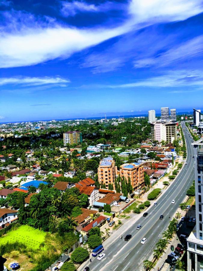 Lark Hotel ดาร์เอสซาลาม ภายนอก รูปภาพ