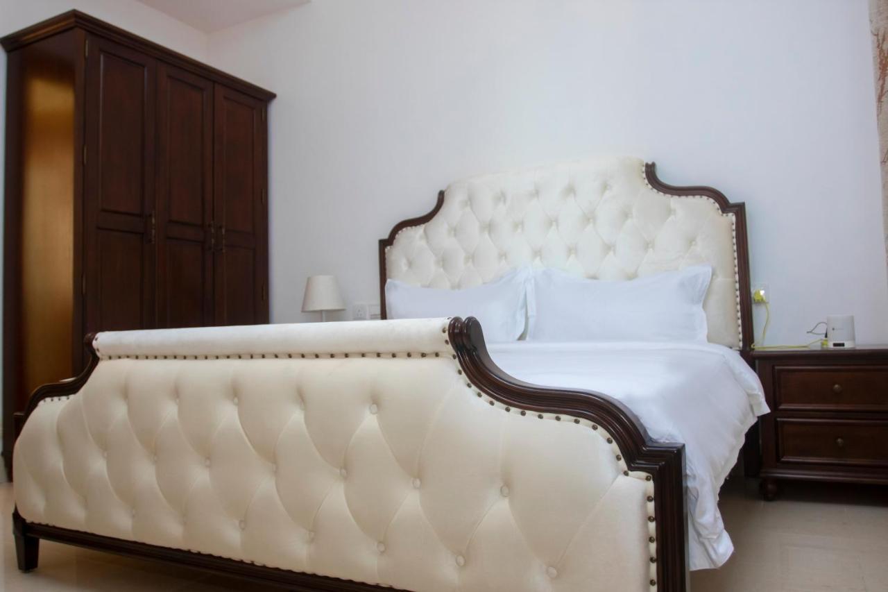 Lark Hotel ดาร์เอสซาลาม ภายนอก รูปภาพ