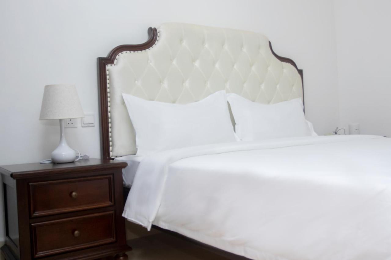 Lark Hotel ดาร์เอสซาลาม ภายนอก รูปภาพ